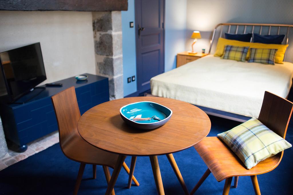 Marnie Et Mister H Bed & Breakfast Rennes Ngoại thất bức ảnh