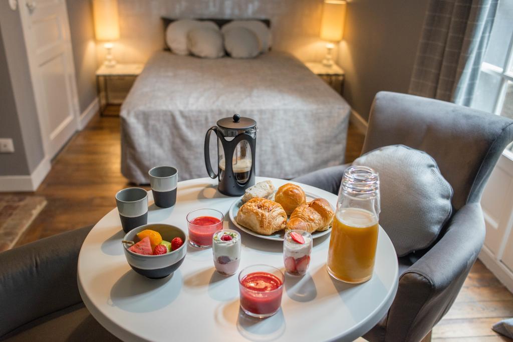 Marnie Et Mister H Bed & Breakfast Rennes Ngoại thất bức ảnh